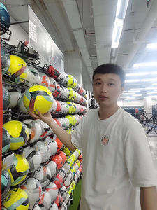[湖南长沙]26岁-185cm-本科-教师-李先生|长沙征婚