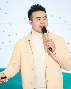 [长沙婚介所]91年-180 - 本科 - 公司负责人 - 李先生 | 长沙征婚