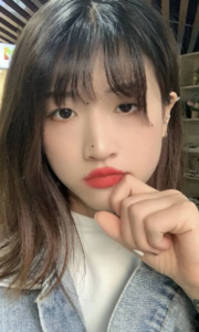 [长沙婚介所]98年 -167cm-大专-前台接待- 刘女士 | 长沙征婚