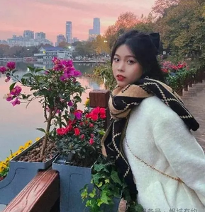 [长沙婚介所]97年 -168cm-硕士-学生- 高女士 | 长沙征婚